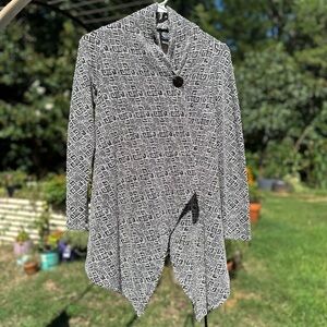 Bobeau Black and White Patterned Wrap Cardigan